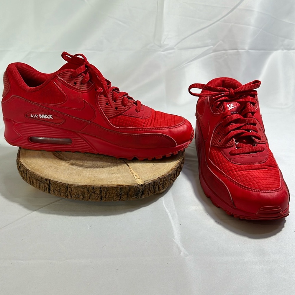 Nike Air Max 90 Essential “UniversityRed”